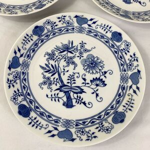 Blue and White Porcelain Dinnerware Set with Floral Motifs Czechoslovakia 3 Plat
